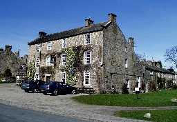Rose & Crown Hotel, Middle Green, Romaldkirk © DCC 2002