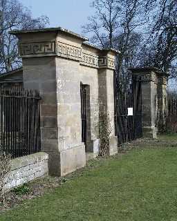 East Entrance Screen, Walls & Railings to Rokeby Park  © DCC 2003