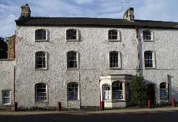 14 Front Street (Staindrop House), Staindrop  © DCC 2000