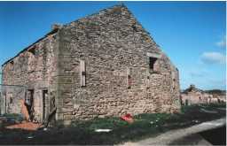 Farm labourers' cottages  S facing elevation 04/2011