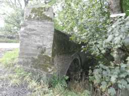 Wall of Ettersgill Bridge 2016