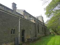 Photograph of side of Church of St. Laurence 2016