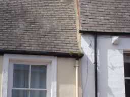 Photograph of top right window of 69 Hallgarth Street, Durham 2008