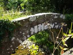 Photograph of side of Bow Bridge or Thorsgill Beck Packhorse Bridge, Egglestone Abbey 2016
