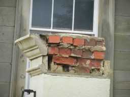 Close up photograph of The Londonderry Institute and Forecourt Wall 2016