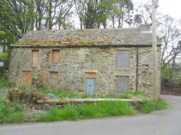 Photograph of front of Ivy Cottage & Barn, Ireshopeburn 2016