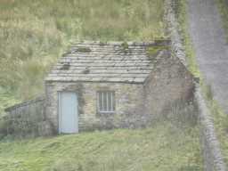 Park level mine masterman washer's hut, view alongside road 2016
